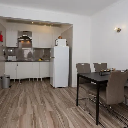 Cip T1 Baixa Apartmán
